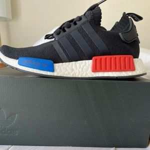 adidas NMD_R1.